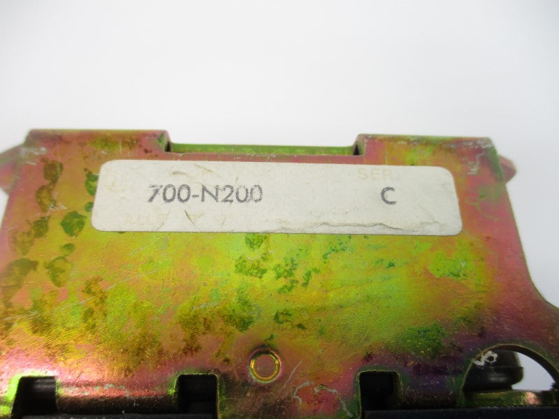 ALLEN BRADLEY 700-N200 SER. C 24V UNMP