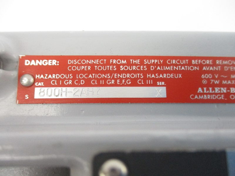 ALLEN BRADLEY 800H-2AH7 SER. X 600V UNMP