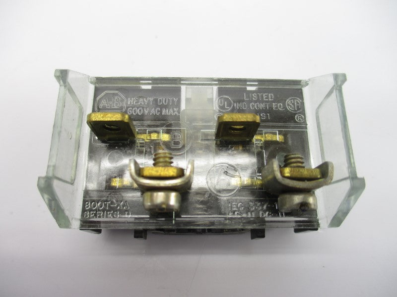 ALLEN BRADLEY 800T-XA SER. D 600VAC UNMP