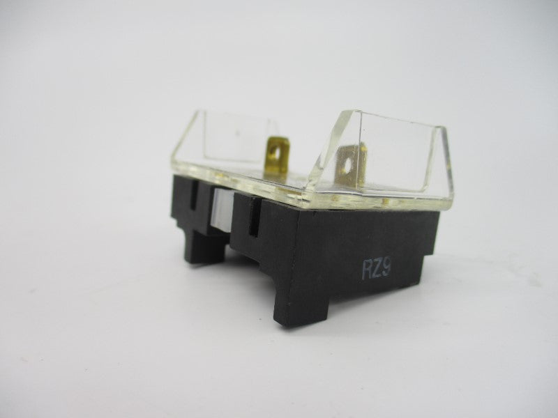 ALLEN BRADLEY 800T-XD1 SER. D 600VAC UNMP