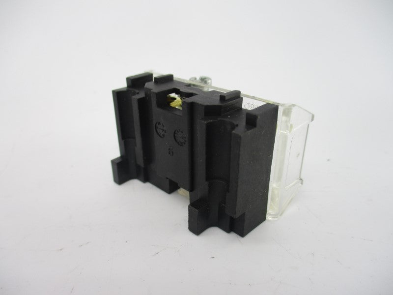 ALLEN BRADLEY 800T-XA1 SER. E UNMP
