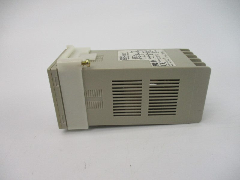 OMRON E5CS-R1KJX 250VAC 3A (AS PICTURED) NSNP