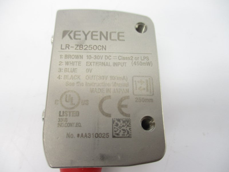 KEYENCE LR-ZB250CN 10-30VDC NSNP