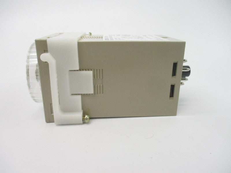 OMRON E5C2-R20K 100/110/120VAC 0-800'F NSNP