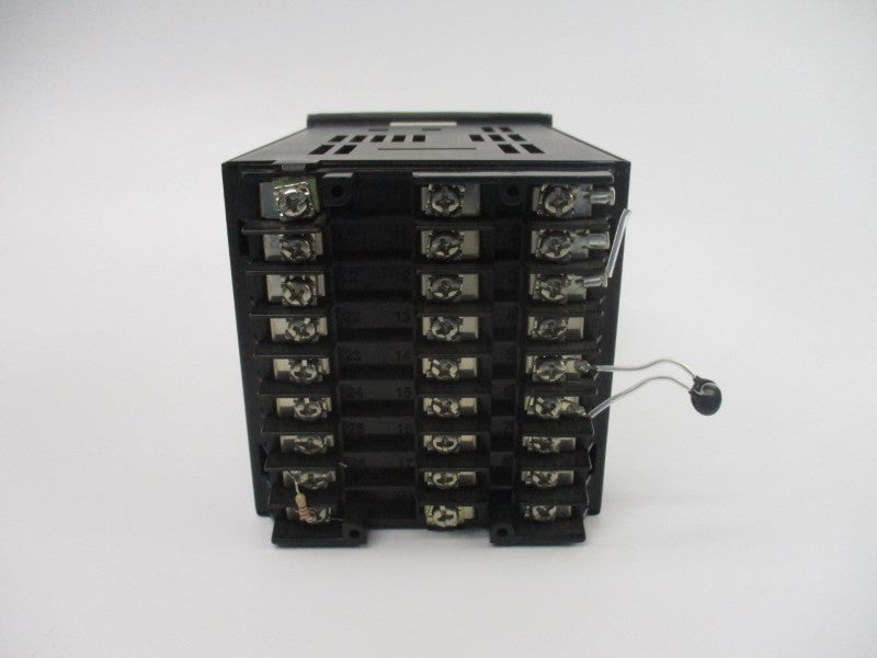HONEYWELL DC30EK-E-0A0-20-0C00-0 90-250VAC UNMP