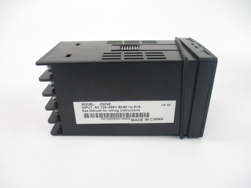 OMEGA CN742 100-240VAC 5A NSMP
