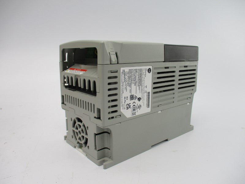 ALEN BRADLEY 22B-E4P2N104 SER. A F/W 7.02 414-660V 5.3A NSMP