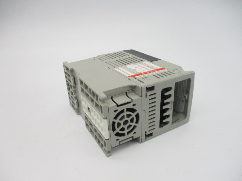 ALLEN BRADLEY 22A-V2P3N104 SER. A F/W 5.01 90-132V 9.0A NSMP
