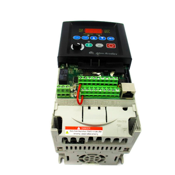 ALLEN BRADLEY 22B-E1P7N104 SER. A F/W 5.01 414-660VAC 2.3A UNMP