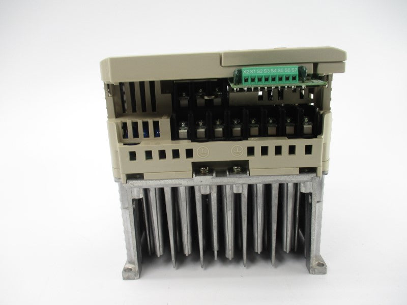 YASKAWA ELECTRIC CIMR-VU4A0011BAA 380-480V 14.0/10.4A NSNP