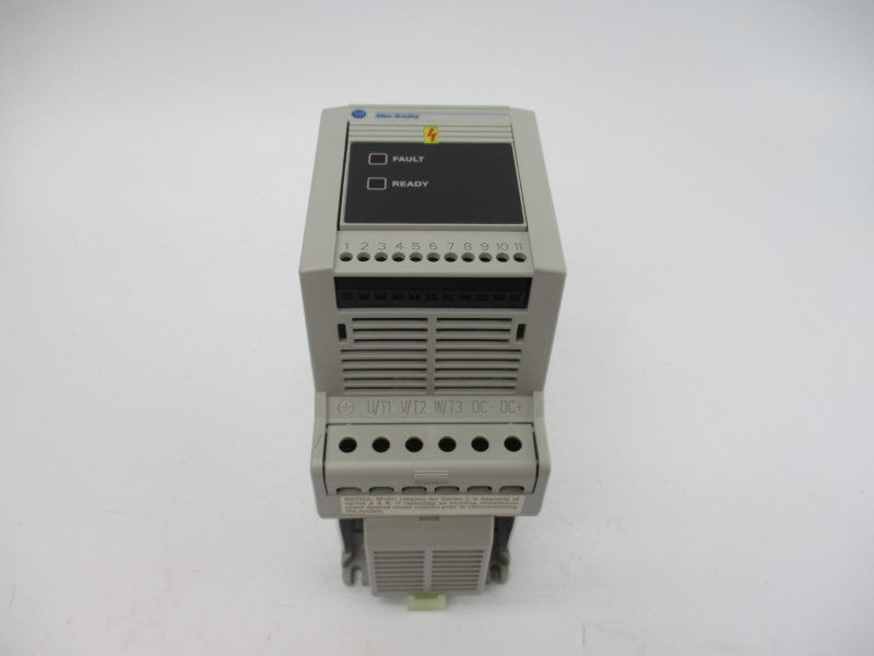 ALLEN BRADLEY 160-BA04NPS1 SER. C F/W 7.06 380-460V 4.6A (BR/WH) NSMP