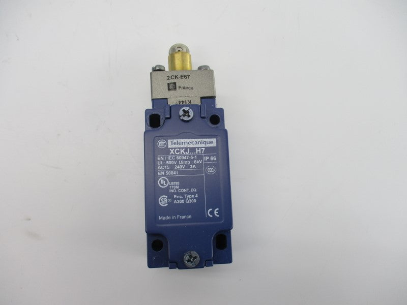 TELEMECANIQUE XCKJ167H7 500V 3A NSMP