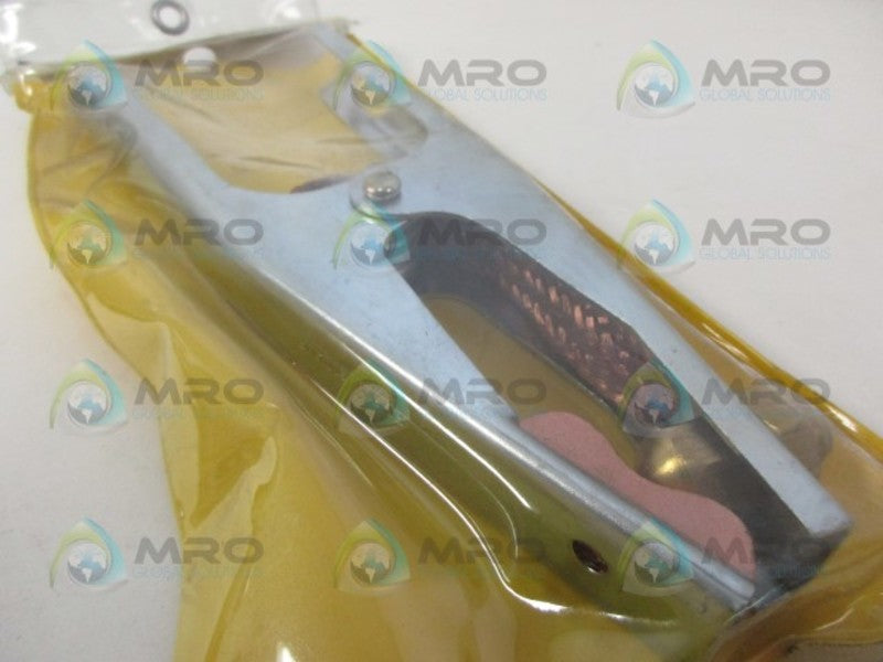 ESAB 82F32 STELL GROUND CLLAMP *NEW IN ORIGINAL PACKAGE*