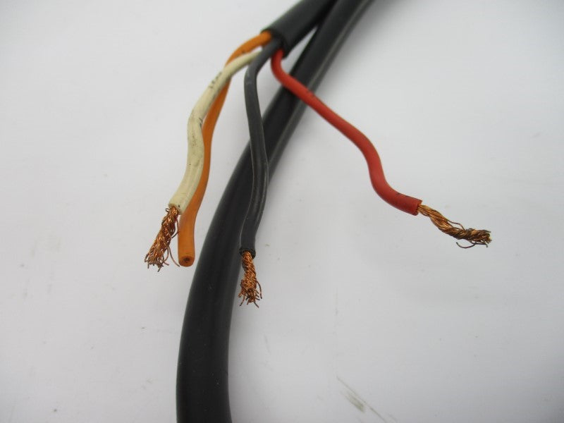 CABLE 05V2V2-F UNMP