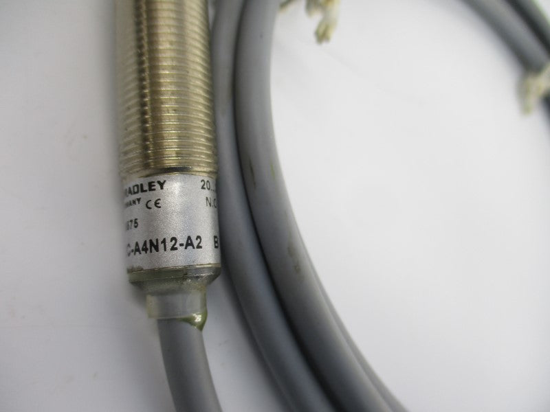 ALLEN BRADLEY 872C-A4N12-A2 SER. B 20-250VAC NSNP