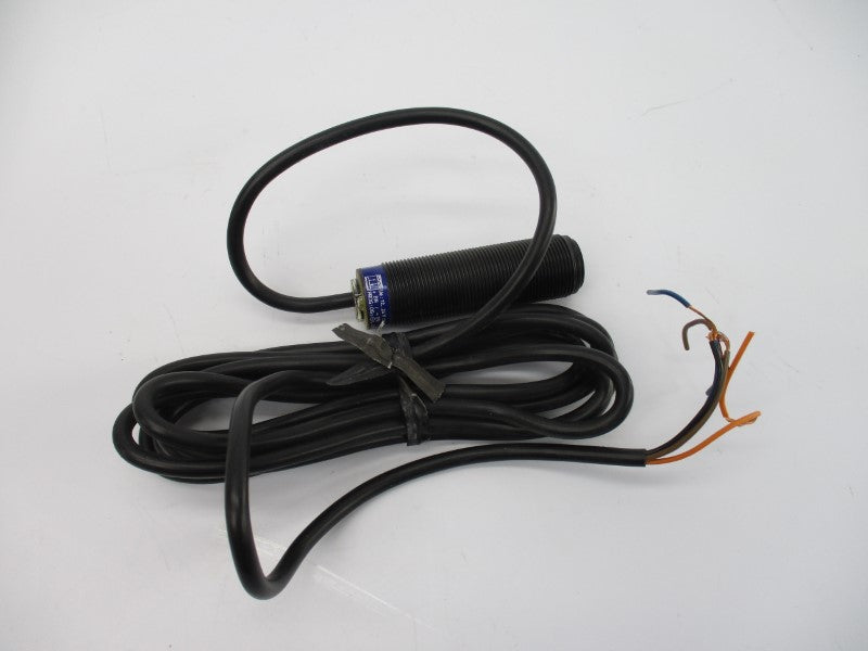 TELEMECANIQUE XU1-P18PP340 12-24VDC NSMP