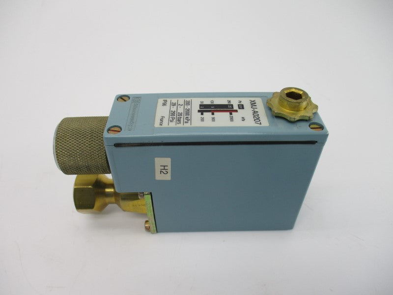 TELEMECANIQUE XMJ-A0207H2 29-290PSI NSMP