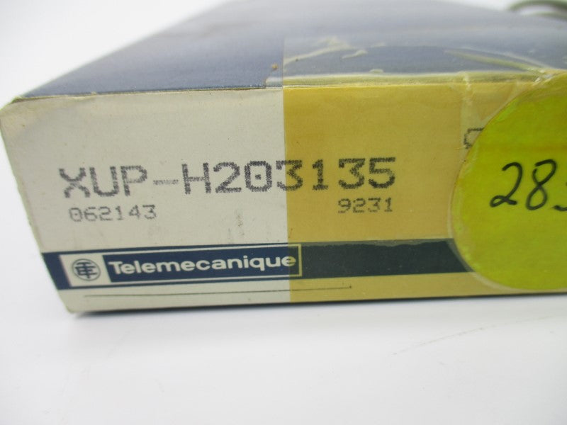 TELEMECANIQUE XUP-H203135 12-24V NSMP