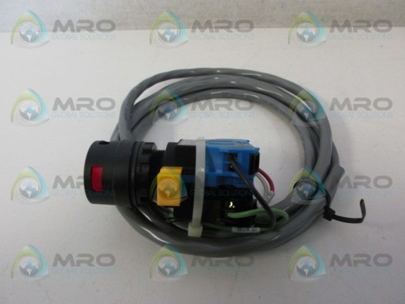 INDUSTRIAL MRO HW1L-AF2F10QD PUSH BUTTON *USED*
