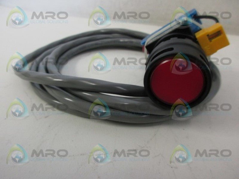 INDUSTRIAL MRO HW1L-AF2F10QD PUSH BUTTON *USED*