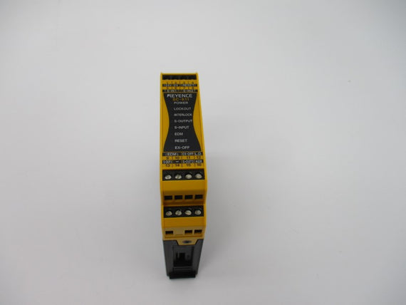 KEYENCE SC-S11 24VDC 1.3A NSMP