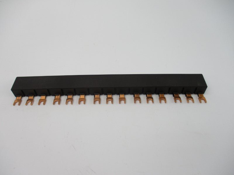 SIEMENS 3RV1915-1DB 690V 63A NSNP