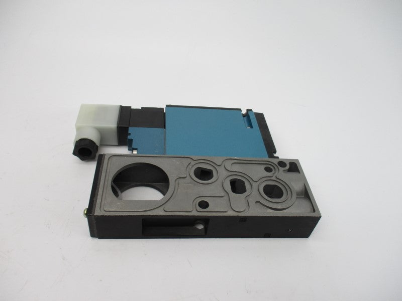MAC 92B-ABA-BJG-DM-DDAJ-1JD 24VDC 20-150PSI NSNP