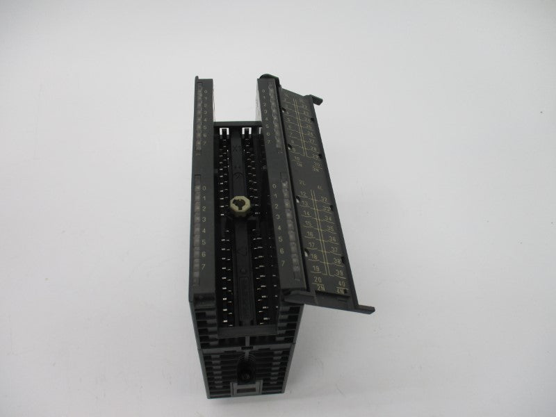 SIEMENS 6ES7321-1EL00-0AA0 74-132VAC NSNP
