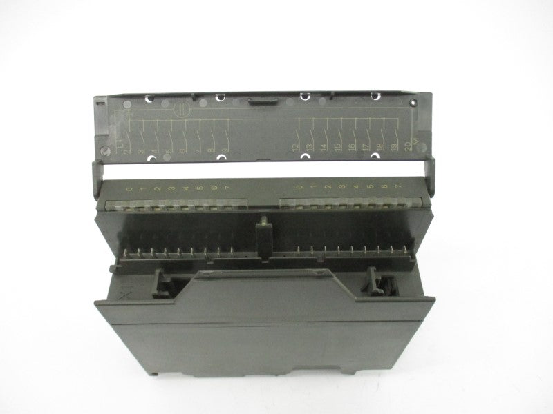 SIEMENS 6ES7321-1BH01-0AA0 24VDC UNMP