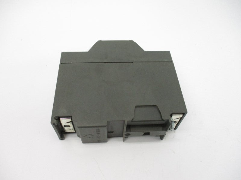 SIEMENS 6ES7322-1BH01-0AA0 (AS PICTURED) UNMP