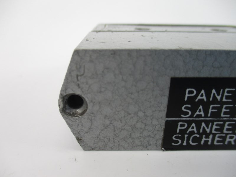 NAIS AZ6102 250VAC 15A UNMP