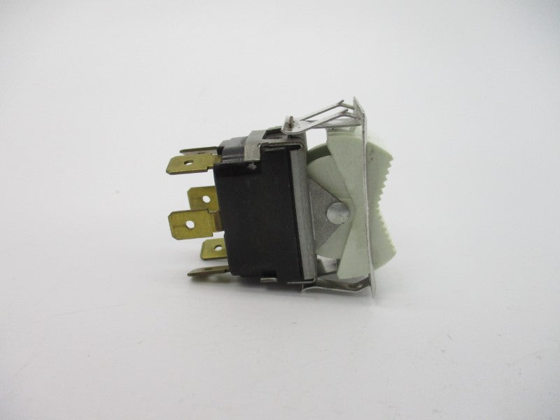 INDUSTRIAL MRO 0811-1311 277VAC 20A NSNP