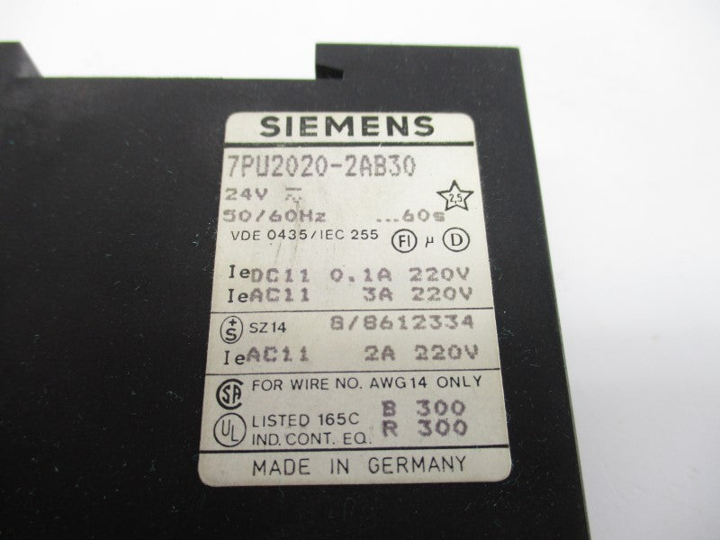 SIEMENS 7PU2020-2AB30 24V 3A 60S UNMP