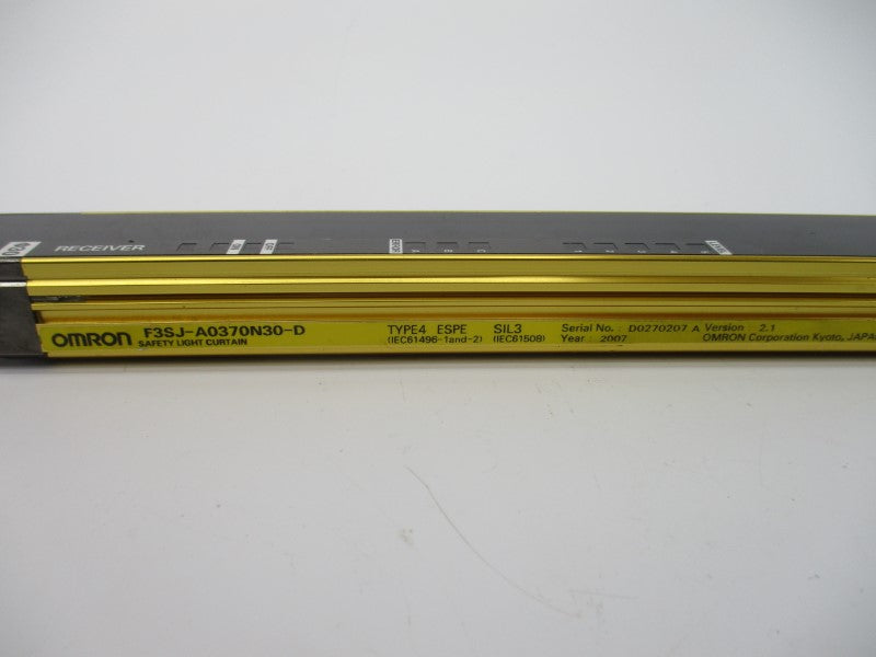 OMRON F3SJ-A0370N30-D 24VDC NSNP