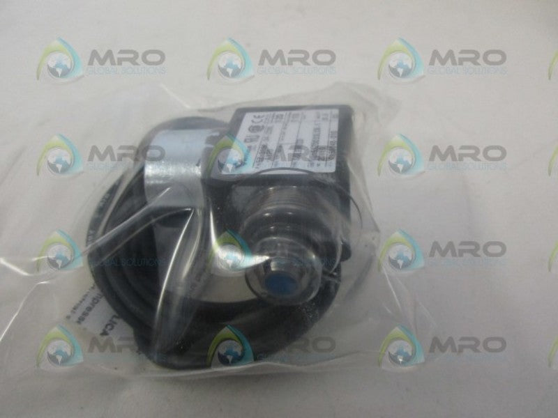 VERSA VALVES EZ-3198-34-228L-A120 SOLENOID OPERATION NSMP