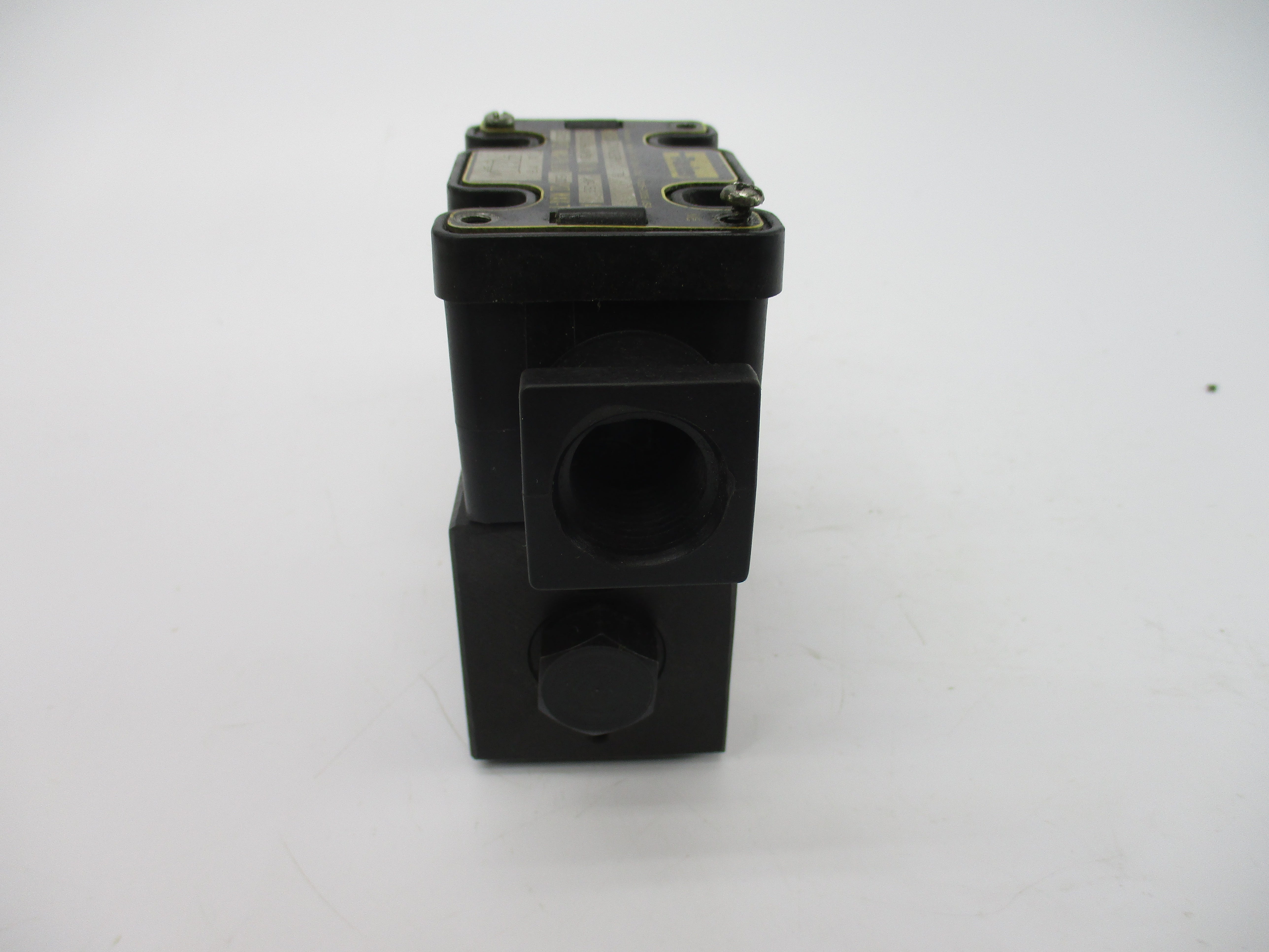 PARKER D1VW20BNYC70 110-120V .49-.58A 5000PSI NSNP
