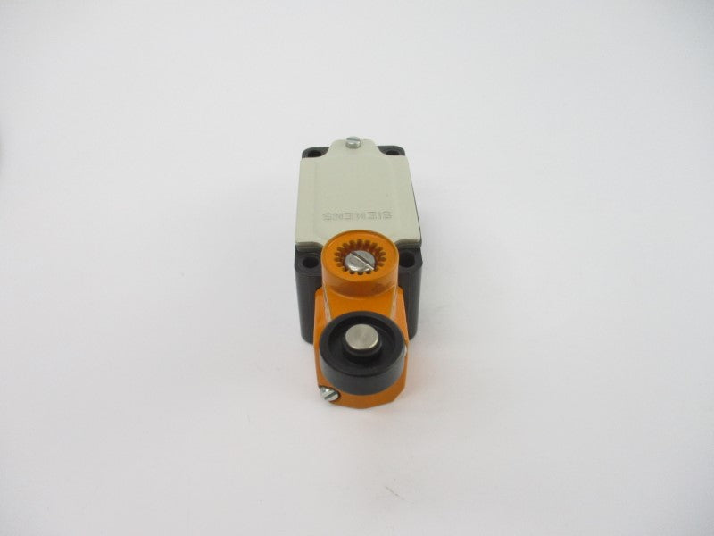 SIEMENS 3SE3120-1GW 230V 6A (AS PICTURED) NSNP