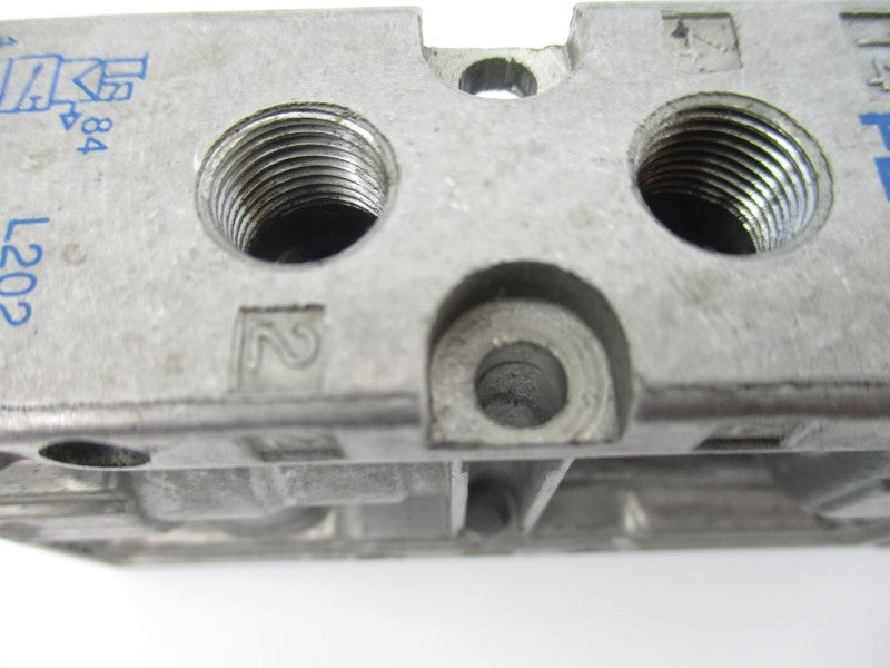 FESTO MVH-5-1/8B-VI 114900 20.4-26.4VDC 29-145PSI UNMP