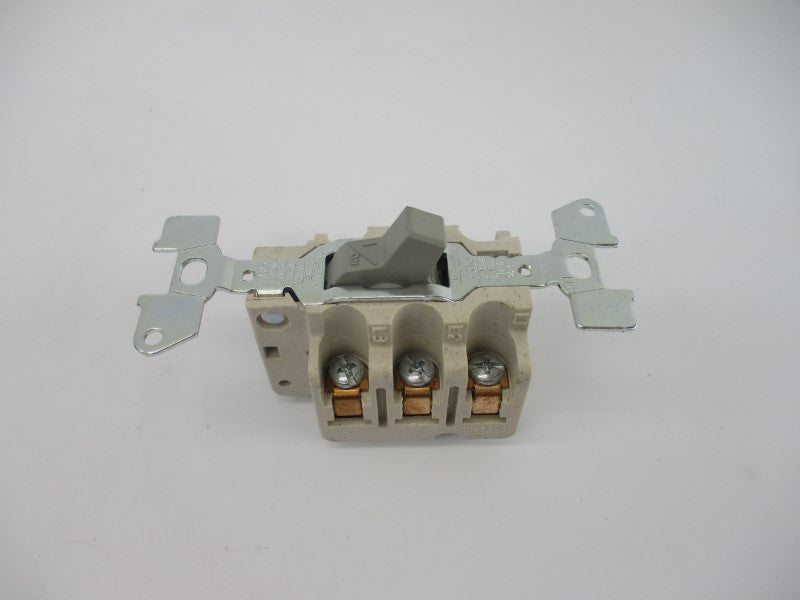 SQUARE D 2510KO2 600V 30A (AS PICTURED) NSNP
