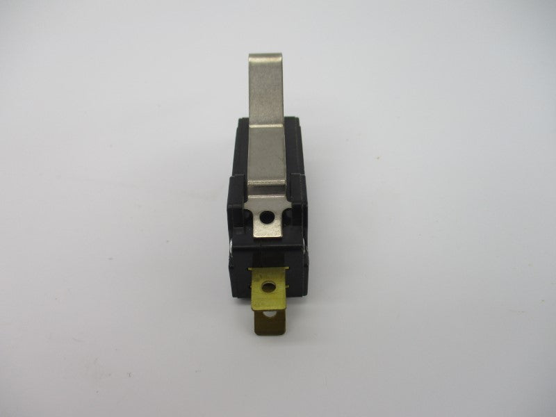 UNIMAX T242 125-250VAC 15A NSNP