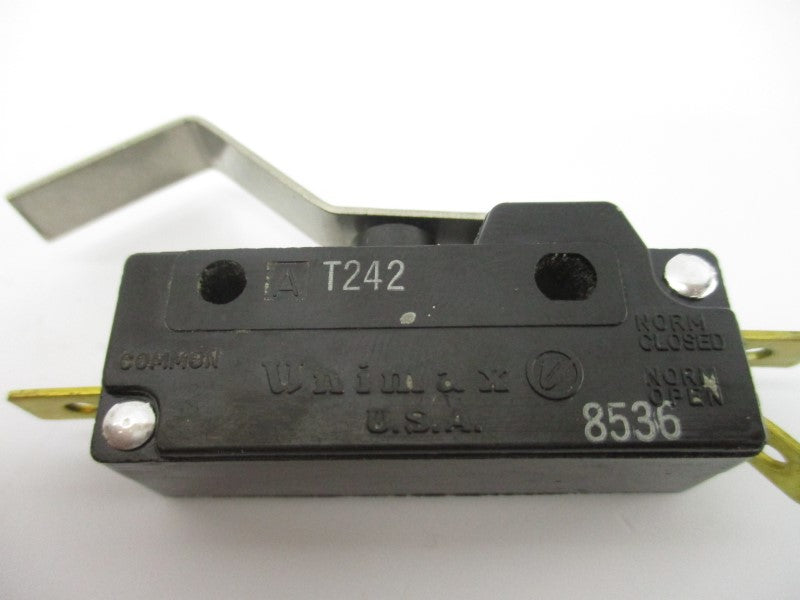 UNIMAX T242 125-250VAC 15A NSNP