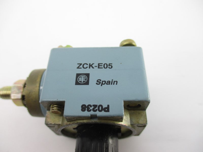 TELEMECANIQUE ZCK-E05 (AS PICTURED) NSNP