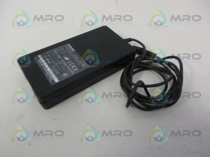 TOSHIBA PA2444U AC ADAPTOR NSNP