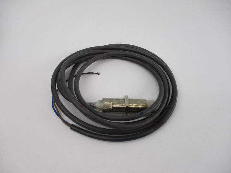 OMRON E2E2-X10MY1 24-240VAC UNMP