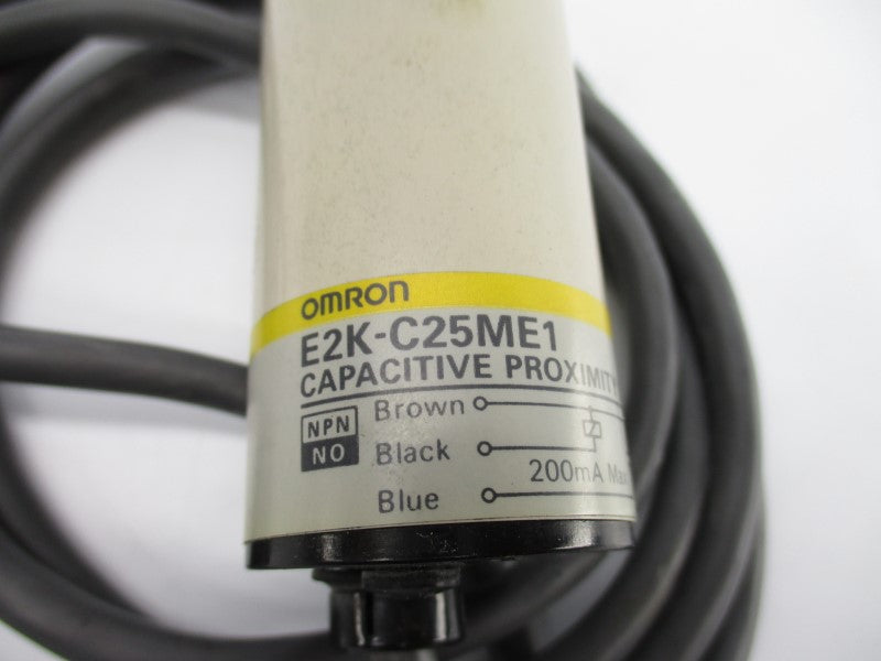 OMRON E2K-C25ME1 10-40VDC UNMP