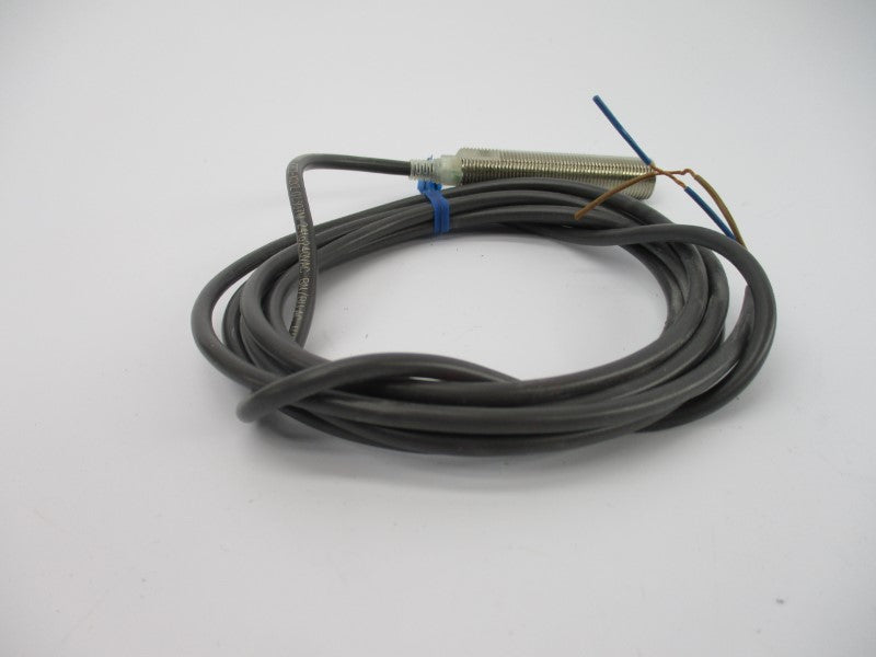 OMRON E2E2-X2Y2 24-240VAC NSNP