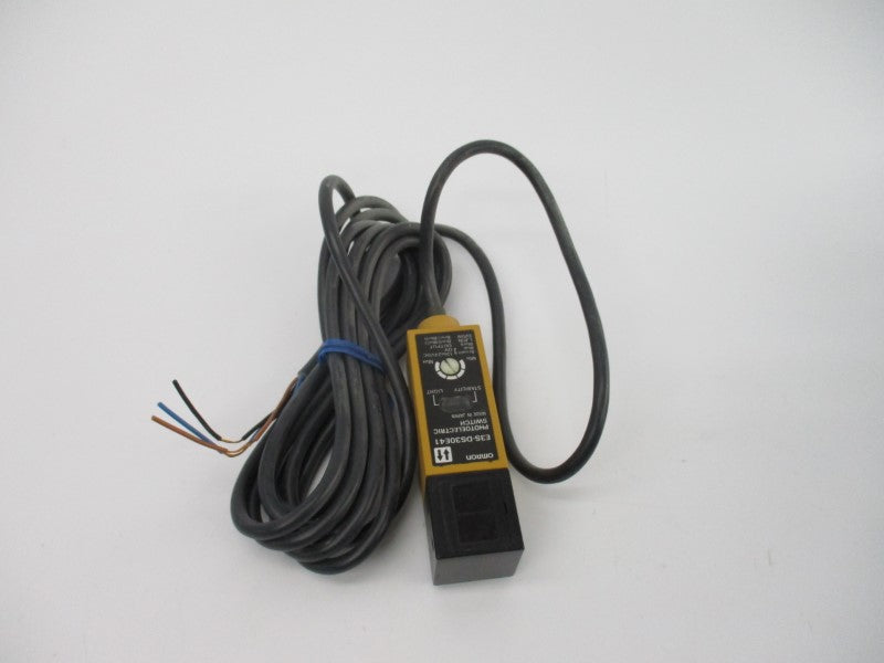 OMRON E3S-DS30E41 12-24VDC 2M NSMP