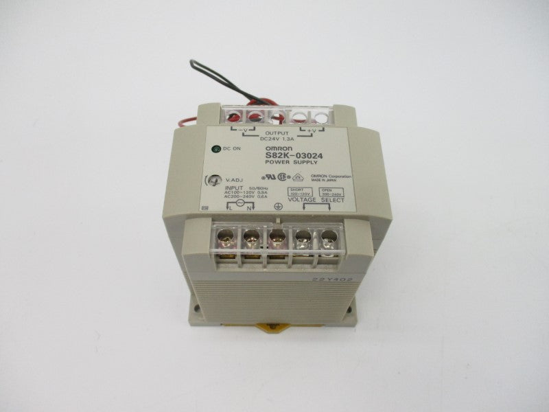 OMRON S82K-03024 100-120/200-240VAC 0.9/0.6A NSMP
