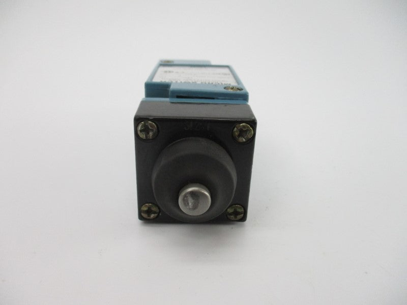 MICRO SWITCH LSC3K 600VAC 10A (AS PICTURED) NSNP