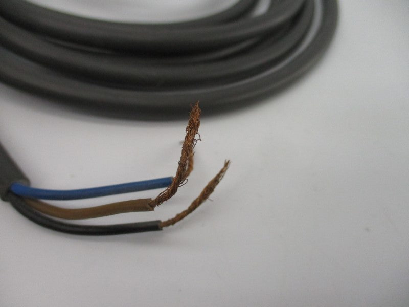 OMRON E2E-X5F1 12-24VDC UNMP